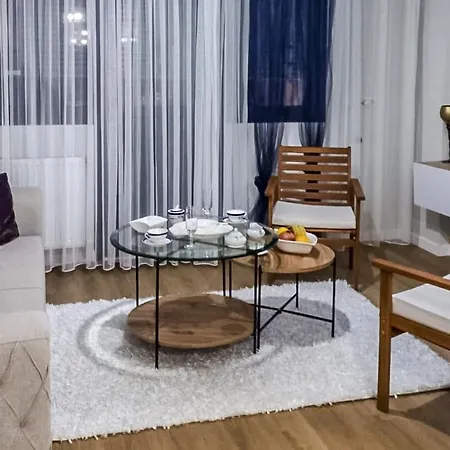 Charming Flat In Uskudar With Balcony דירה איסטמבול